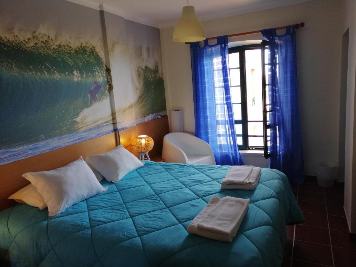 Supertubos Beach Hostel 아토우기아다발레이아 외부 사진