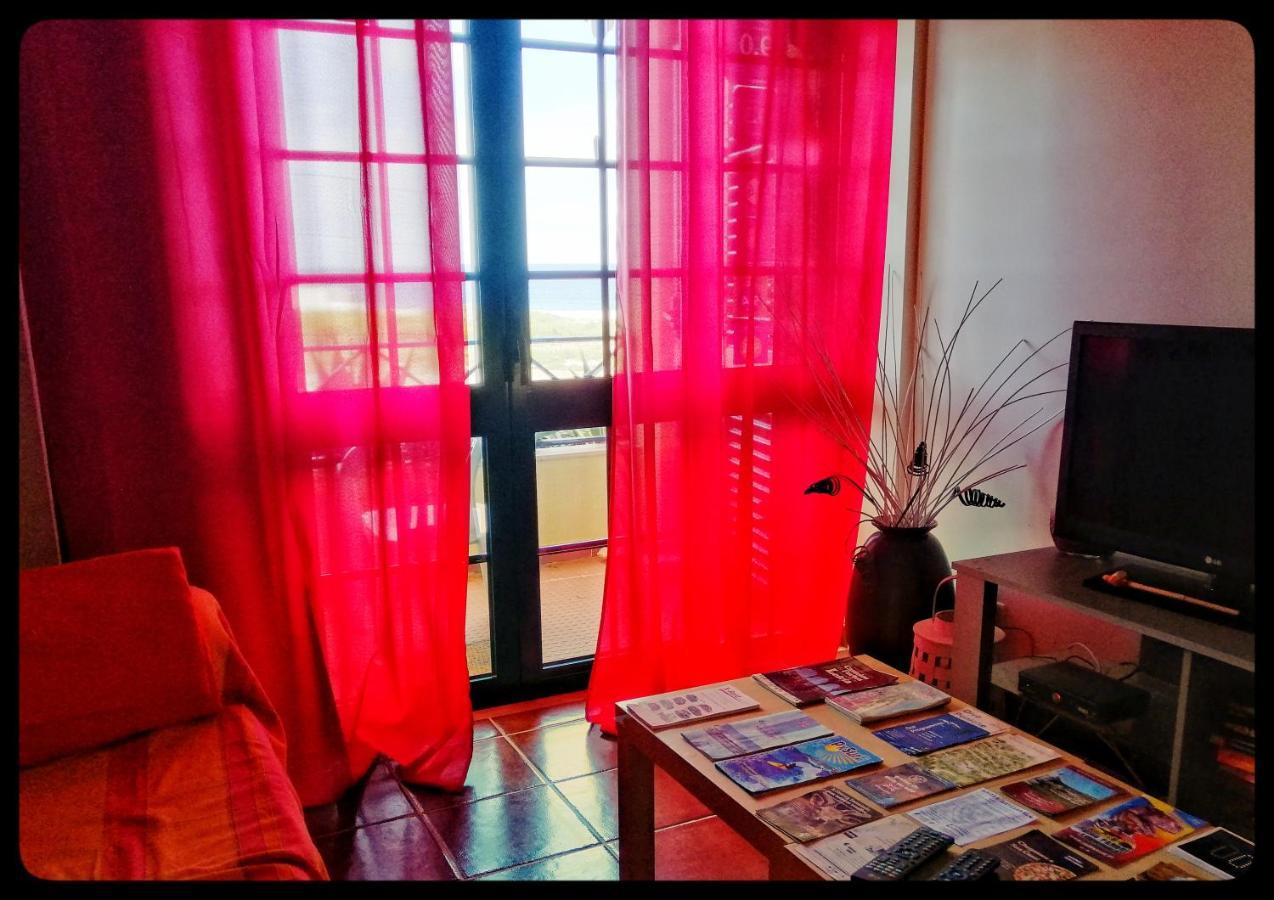 Supertubos Beach Hostel 아토우기아다발레이아 외부 사진
