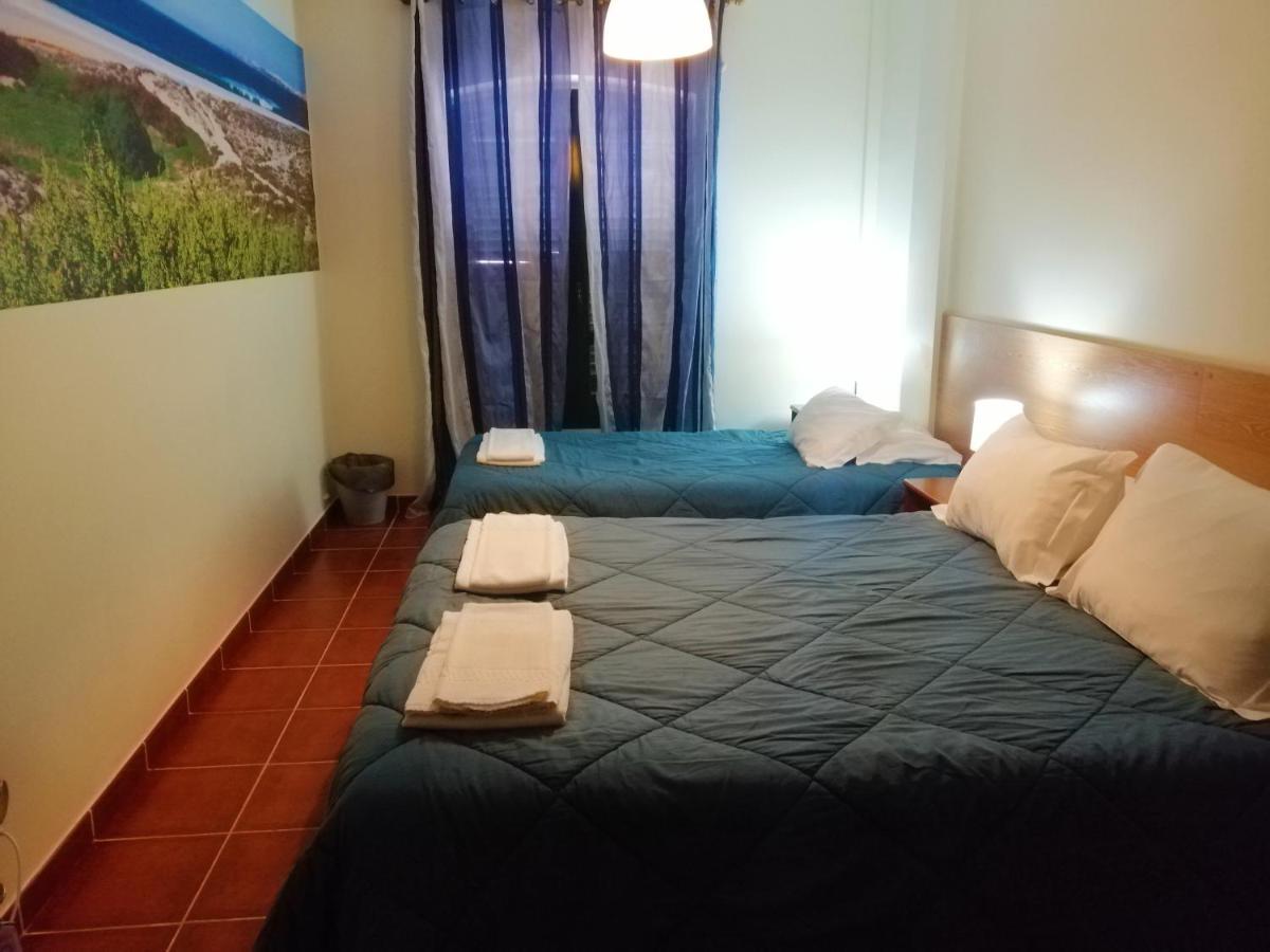 Supertubos Beach Hostel 아토우기아다발레이아 외부 사진
