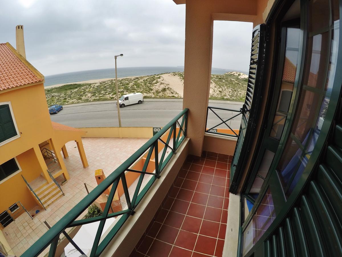 Supertubos Beach Hostel 아토우기아다발레이아 외부 사진